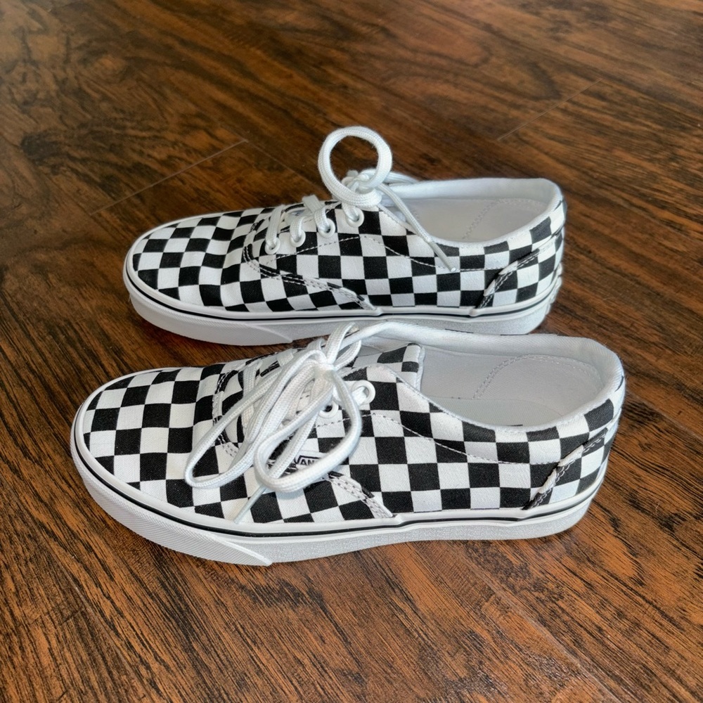 Checkered vans size 6
